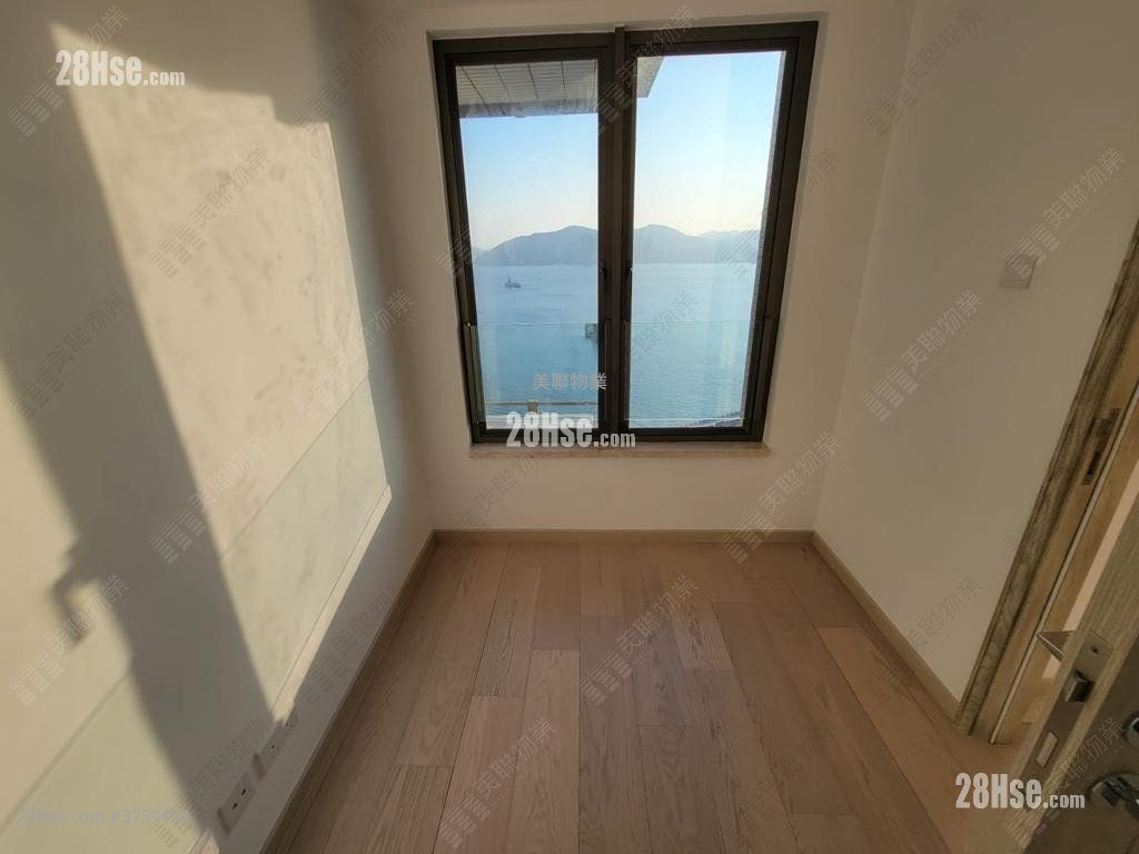 Sea To Sky Sell 3 Bedrooms 791 ft²