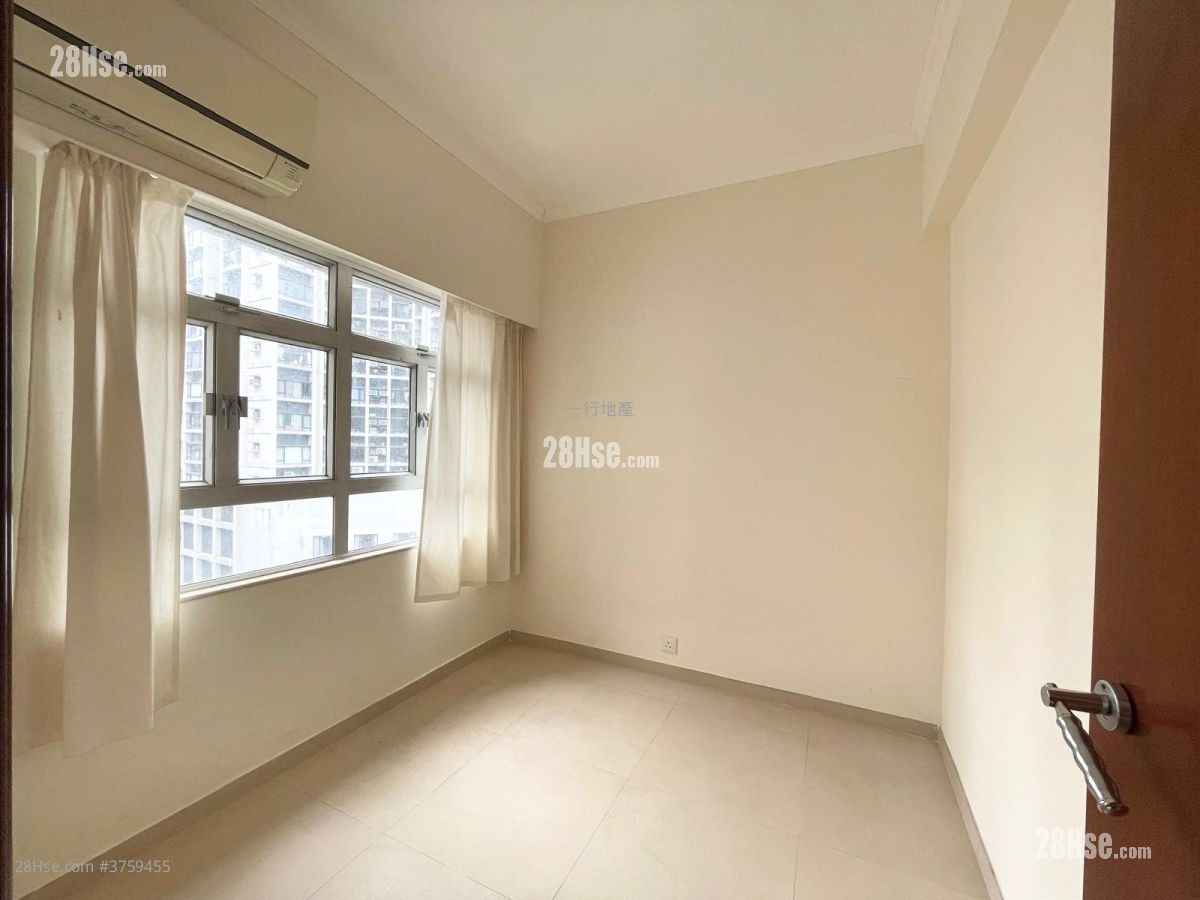 Park View Mansion Sell 4 Bedrooms , 2 Bathrooms 776 ft²