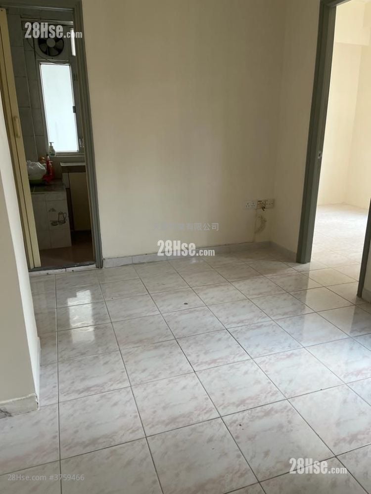 Chung Nam Mansion Sell 2 Bedrooms , 1 Bathroom 329 ft²