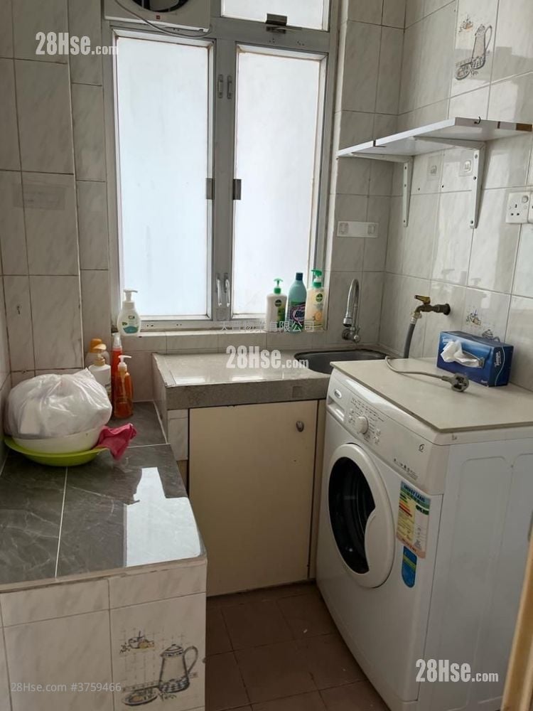 Chung Nam Mansion Sell 2 Bedrooms , 1 Bathroom 329 ft²