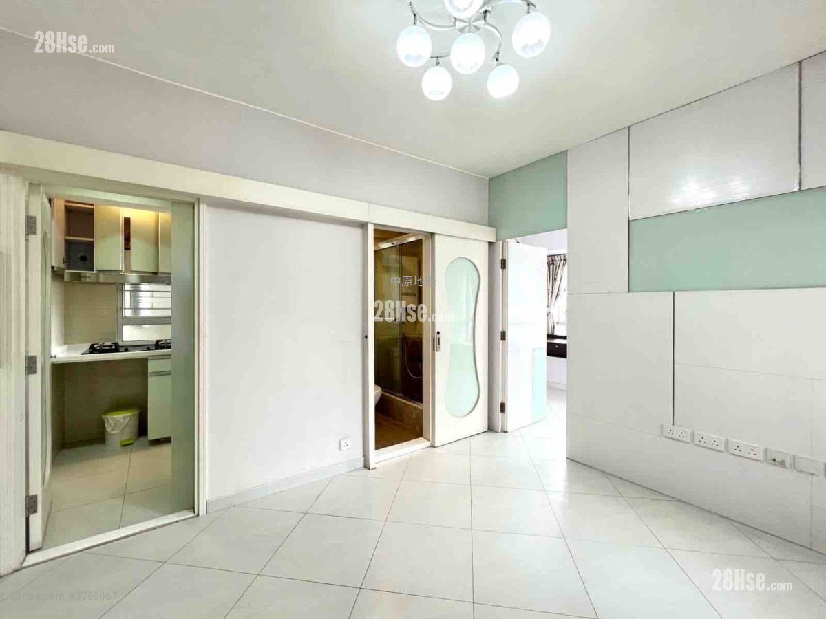 Kwai Chung Plaza Sell 1 Bedroom 318 ft²