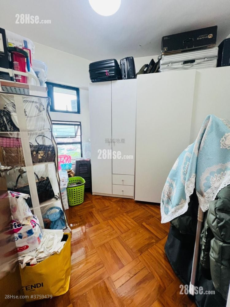 Aquamarine Garden Sell 3 Bedrooms , 2 Bathrooms 716 ft²