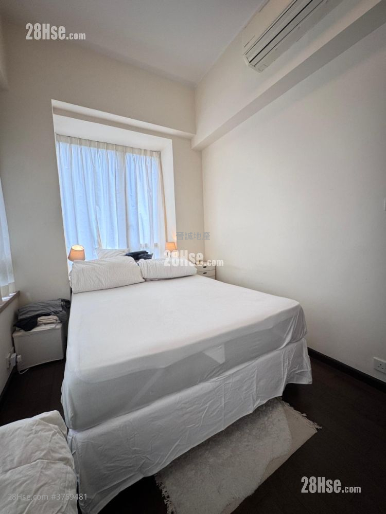 南岸 售盘 3 房 , 2 浴室 928 平方尺