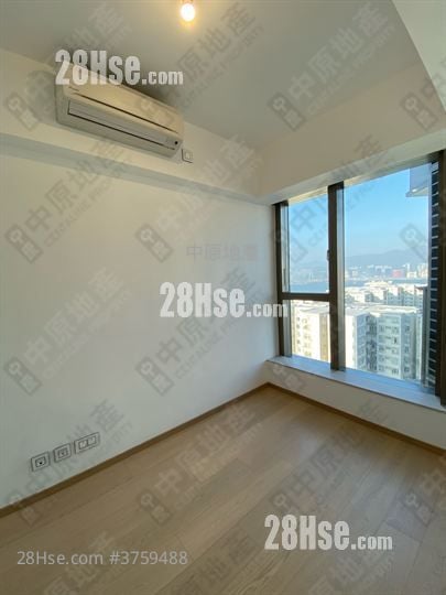 Harbour Glory Sell 2 Bedrooms 533 ft²