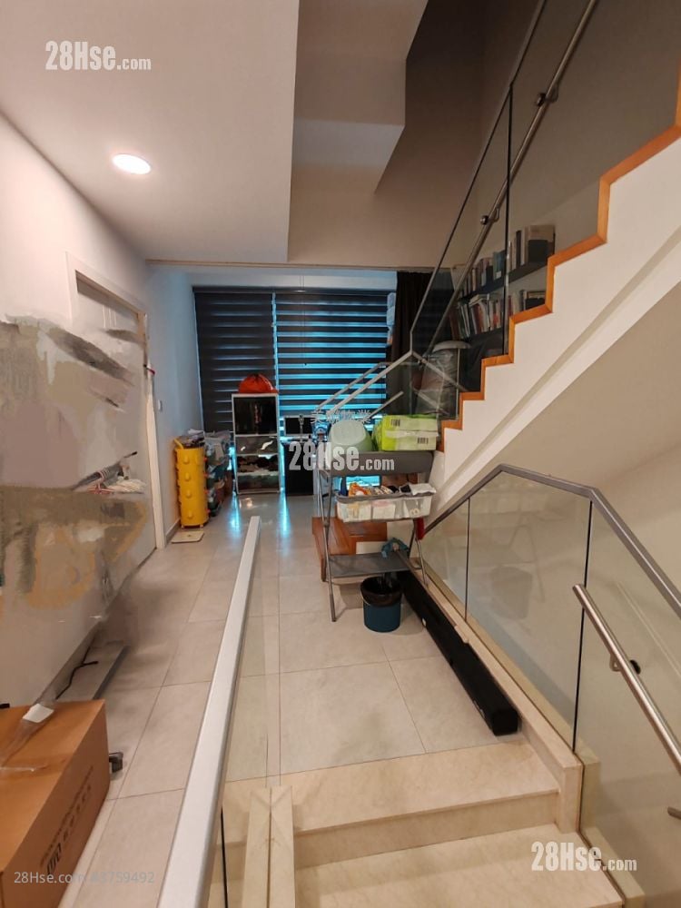 One Hyde Park Sell 3 Bedrooms , 5+ Bathrooms 1,946 ft²