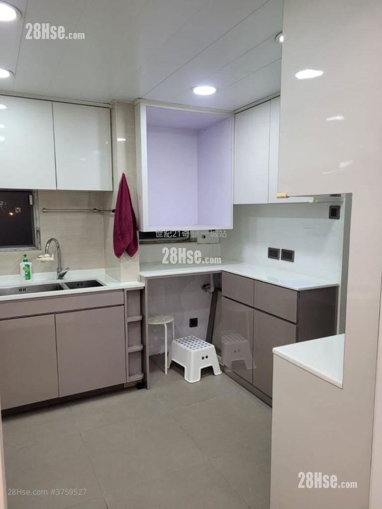 沙田第一城 售盘 3 房 , 2 浴室 853 平方尺