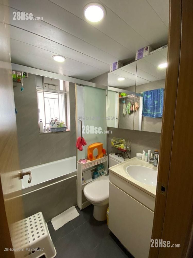 沙田第一城 售盘 3 房 , 2 浴室 853 平方尺