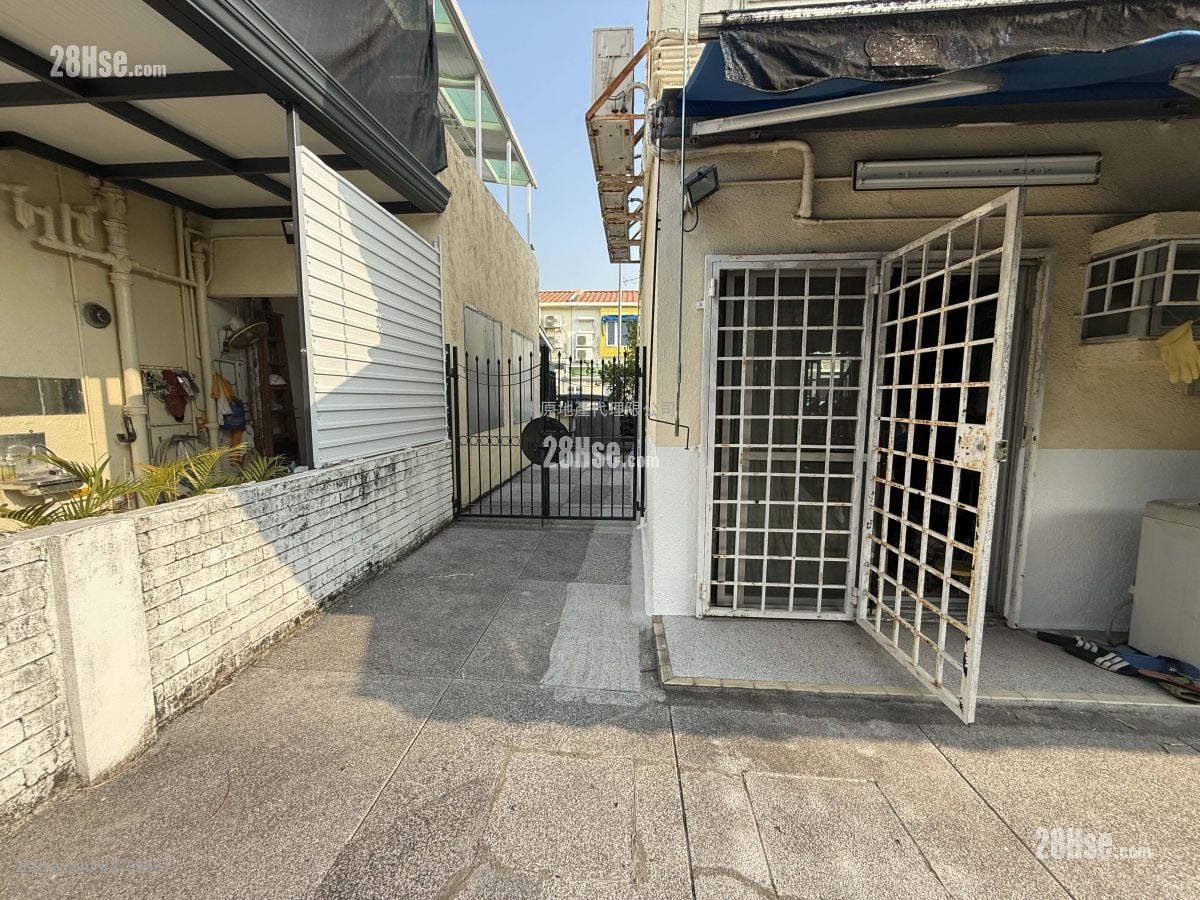 Fairview Park Sell 3 Bedrooms 891 ft²