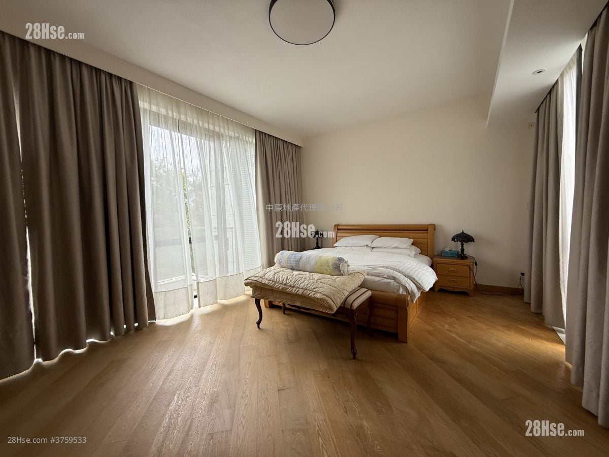 天峦 售盘 5+ 房 , 3 浴室 2,771 平方尺