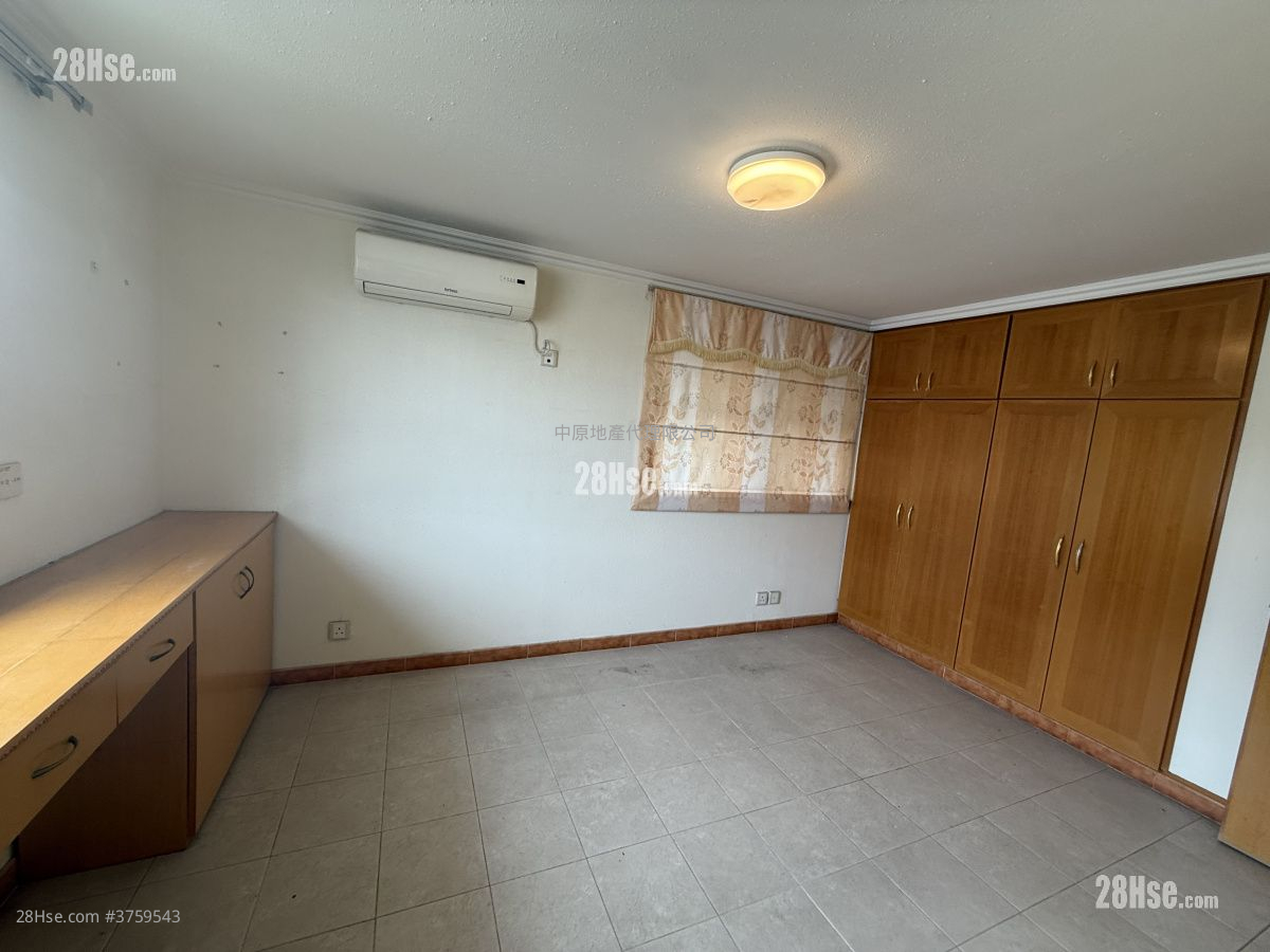 Fairview Park Sell 3 Bedrooms 950 ft²