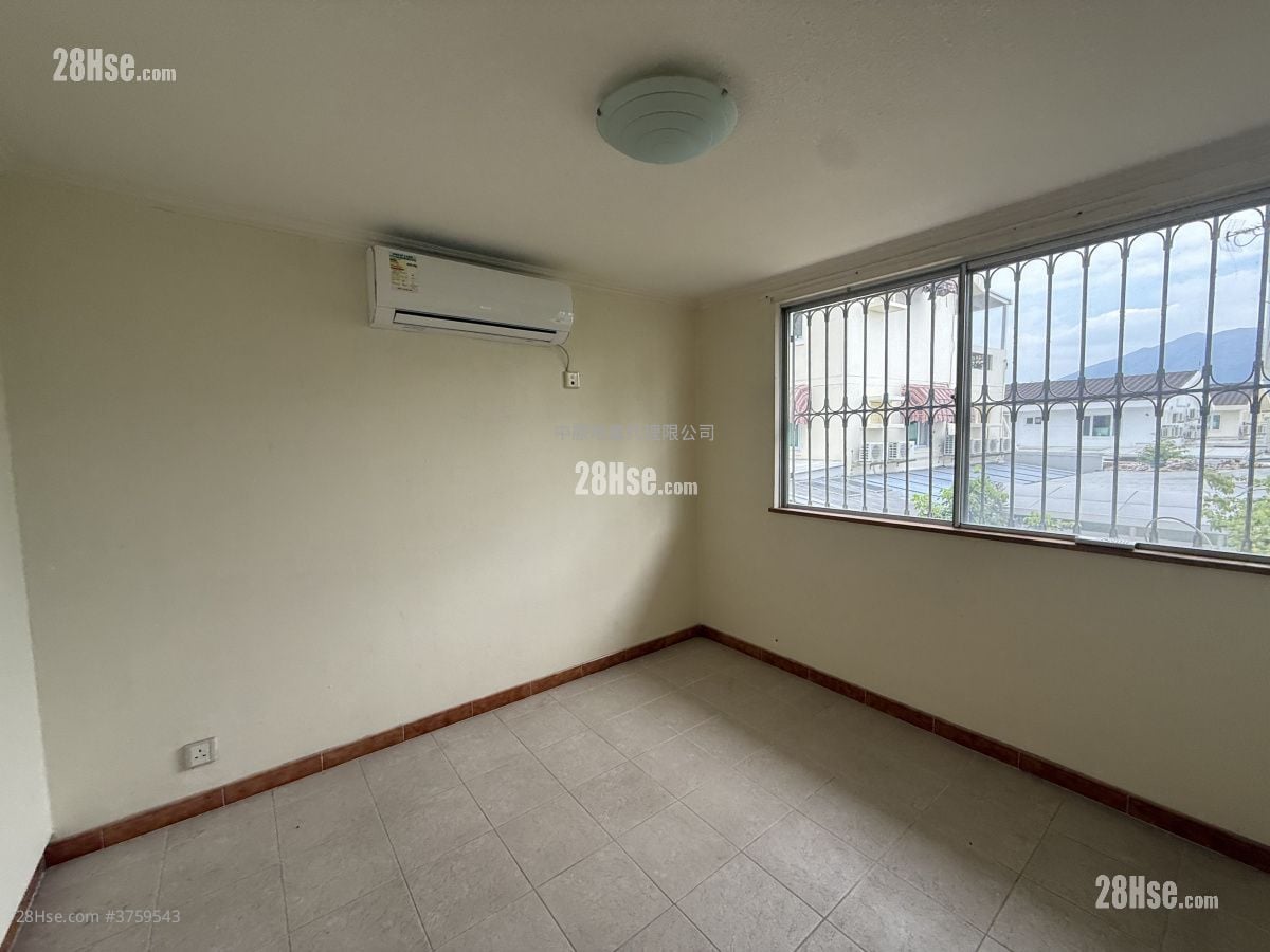 Fairview Park Sell 3 Bedrooms 950 ft²