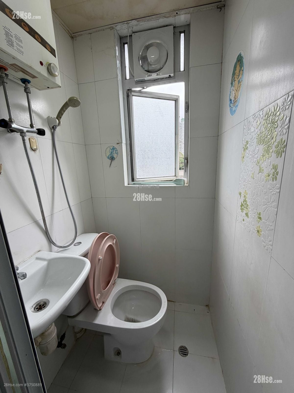 唐樓 租盤 110 平方呎