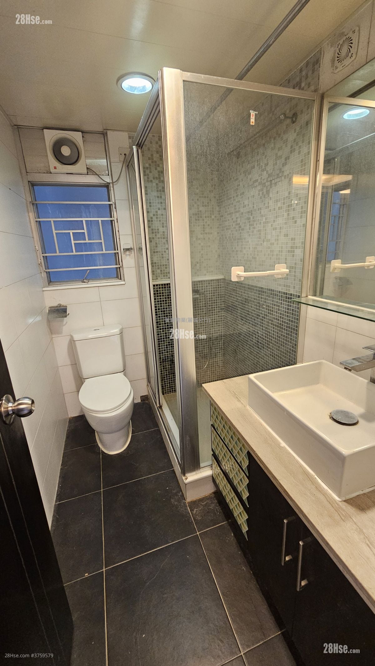 Belvedere Garden Sell 3 Bedrooms , 2 Bathrooms 728 ft²