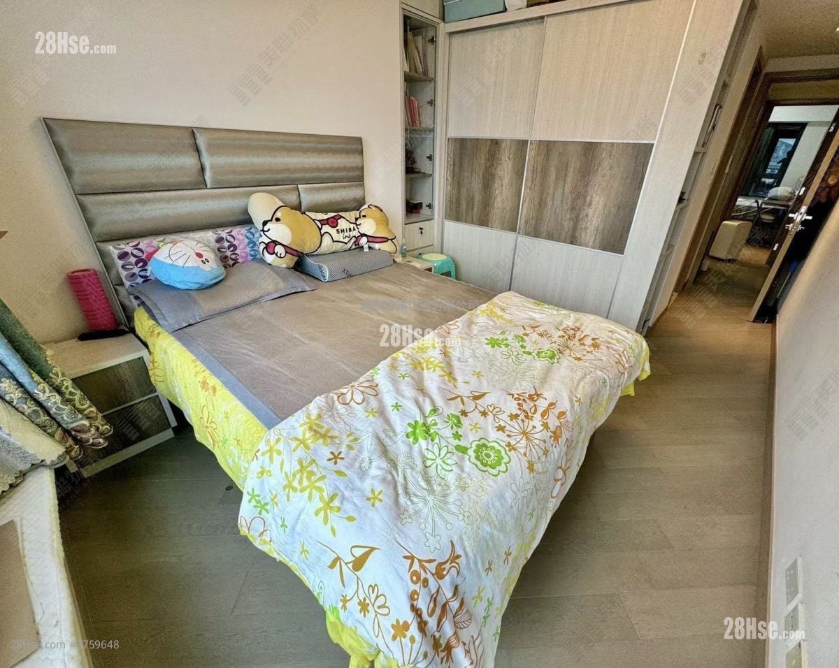 The Wings Sell 4 Bedrooms , 2 Bathrooms 977 ft²