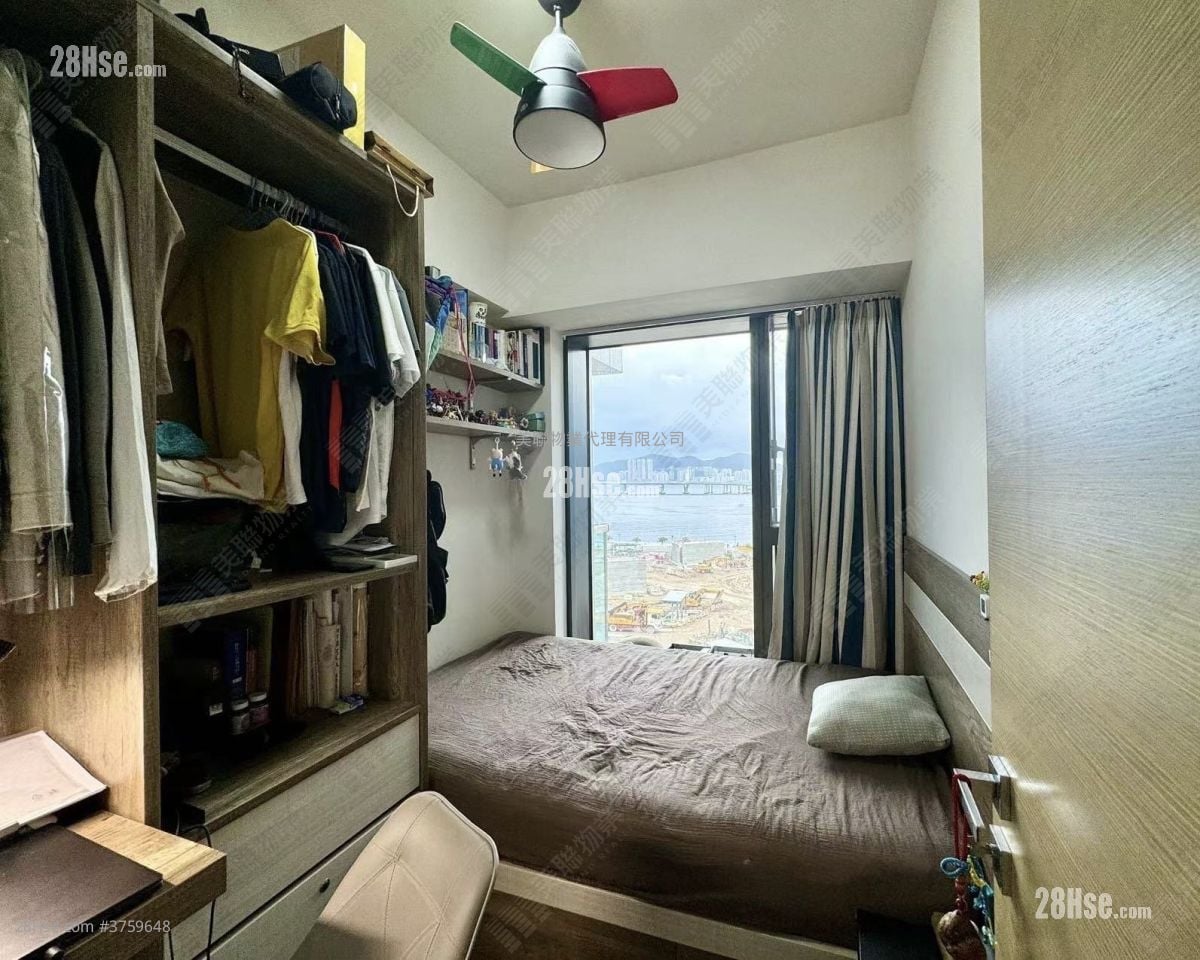 The Wings Sell 4 Bedrooms , 2 Bathrooms 977 ft²