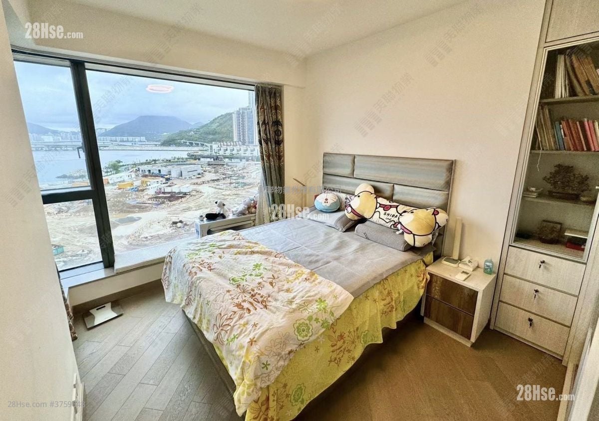 The Wings Sell 4 Bedrooms , 2 Bathrooms 977 ft²