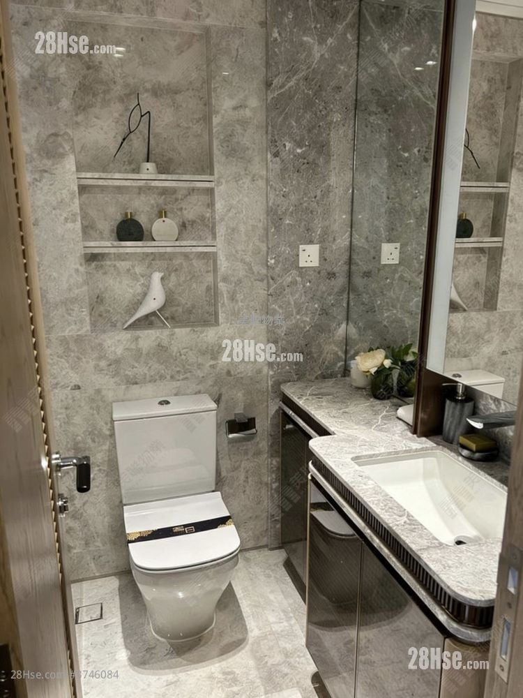 El Futuro Sell 4 Bedrooms , 4 Bathrooms 1,226 ft²