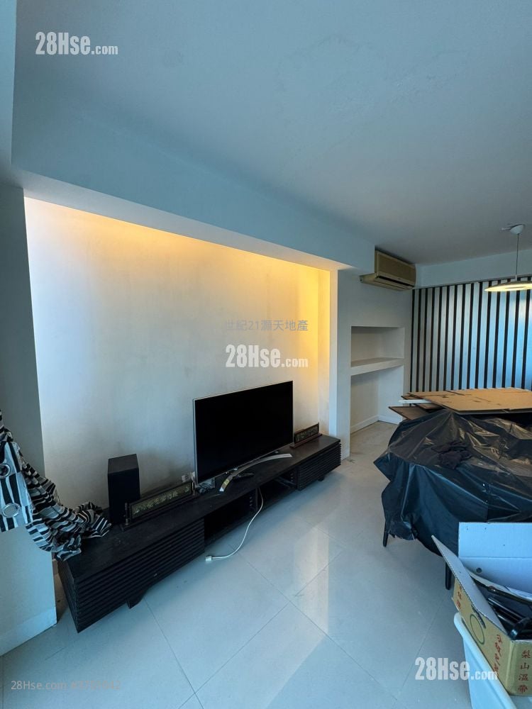 倚龙山庄 售盘 3 房 , 2 浴室 1,551 平方尺