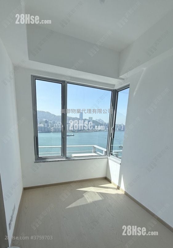 The Coast Line Sell 3 Bedrooms 707 ft²