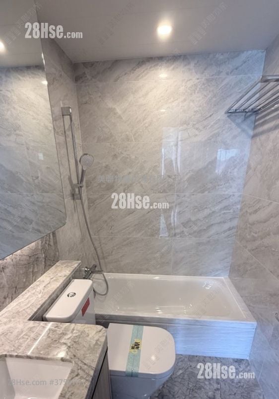 The Coast Line Sell 3 Bedrooms 707 ft²