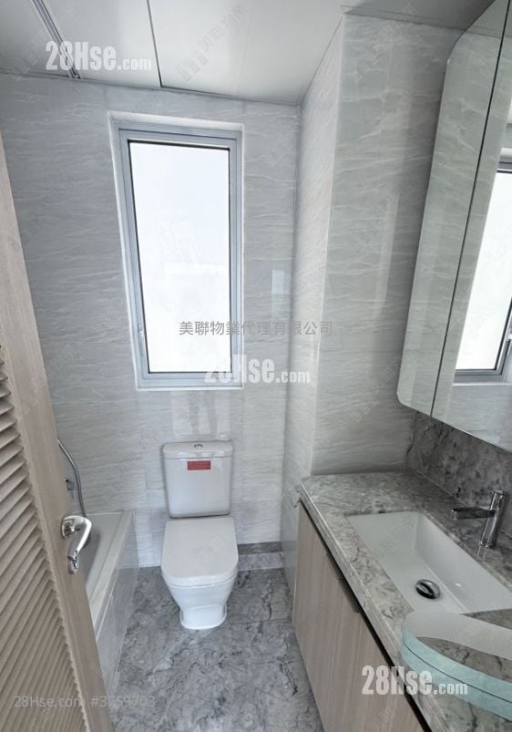 The Coast Line Sell 3 Bedrooms 707 ft²