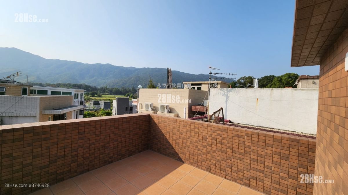 林村 租盤 2 房 , 1 浴室 400 平方呎