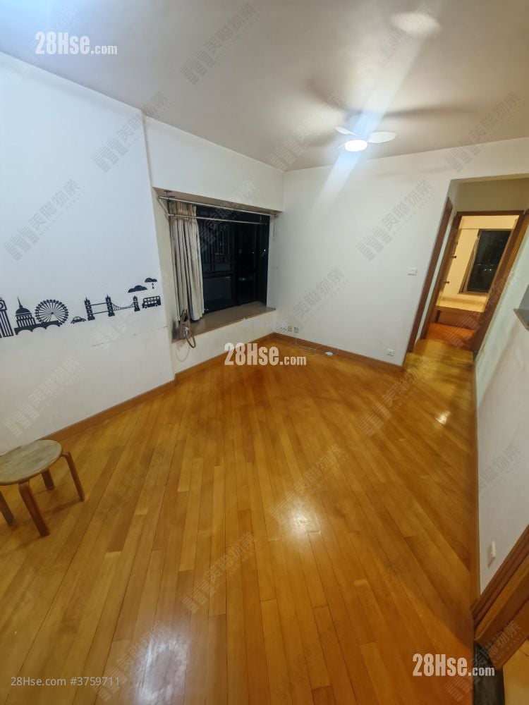 Villa By The Park Sell 2 Bedrooms , 1 Bathroom 397 ft²