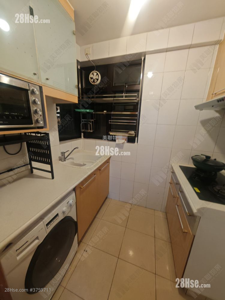 Villa By The Park Sell 2 Bedrooms , 1 Bathroom 397 ft²