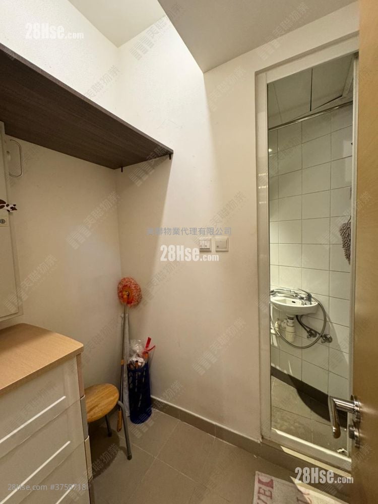 The Wings Sell 3 Bedrooms 933 ft²