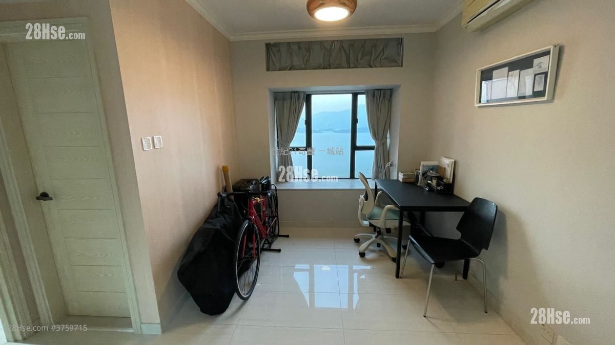 Villa Athena Sell 3 Bedrooms , 2 Bathrooms 727 ft²