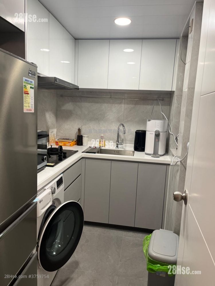 Victoria Centre Sell 2 Bedrooms , 1 Bathroom 534 ft²