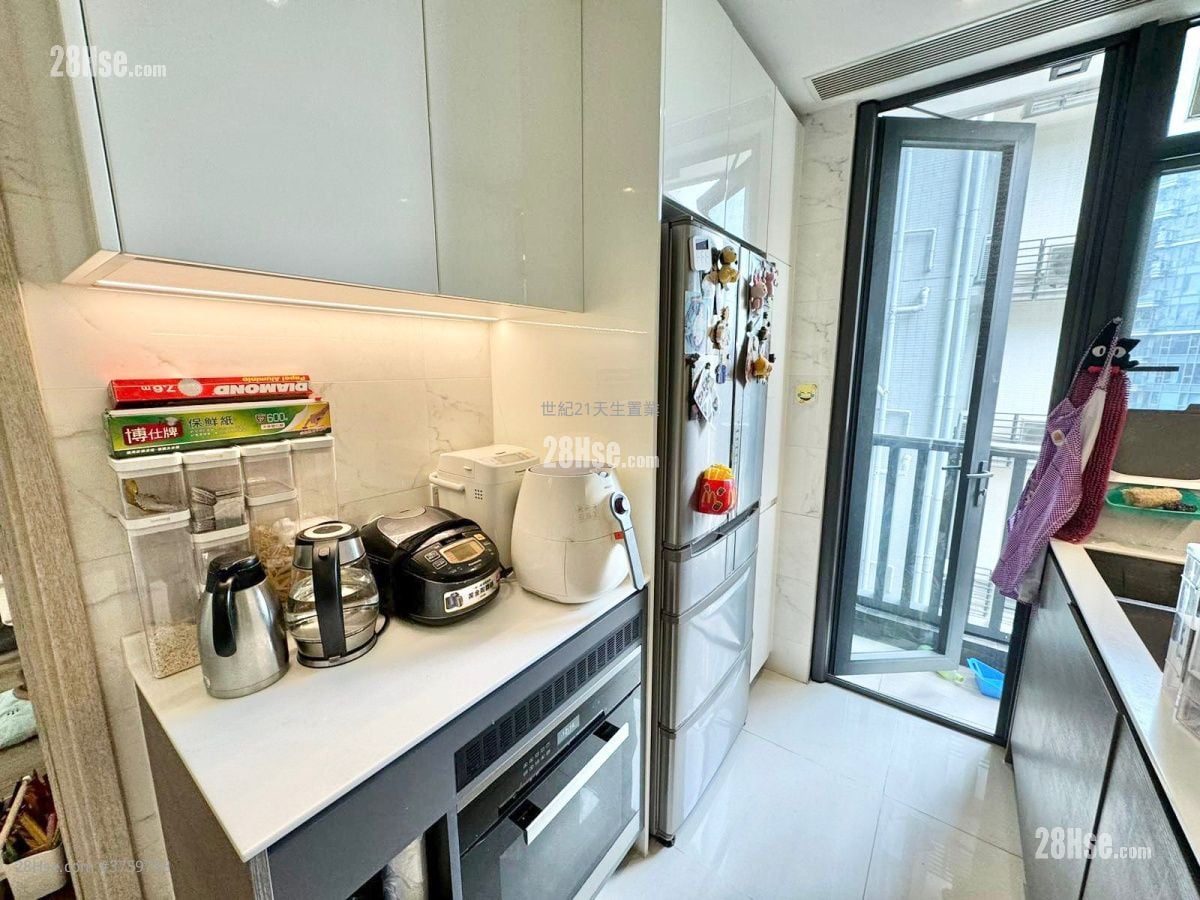 The Bloomsway Sell 3 Bedrooms , 2 Bathrooms 862 ft²