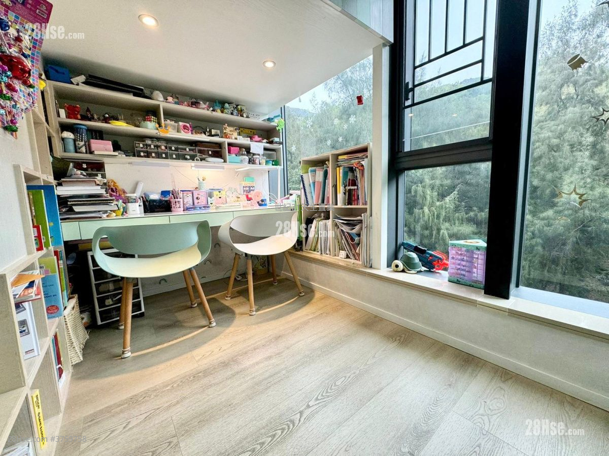 The Bloomsway Sell 3 Bedrooms , 2 Bathrooms 862 ft²