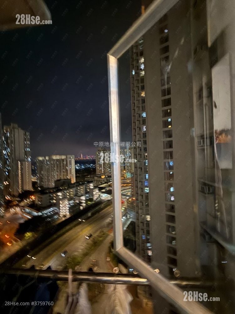 Tin Chung Court Sell 3 Bedrooms 650 ft²