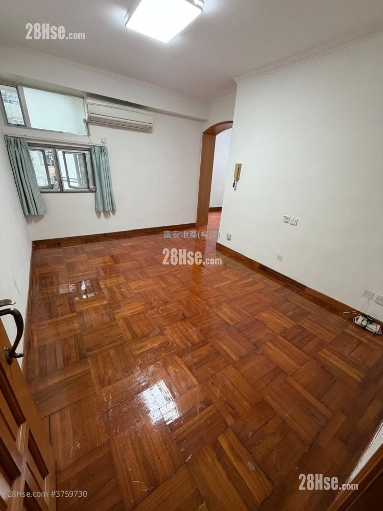 富安花园 售盘 3 房 , 1 浴室 589 平方尺