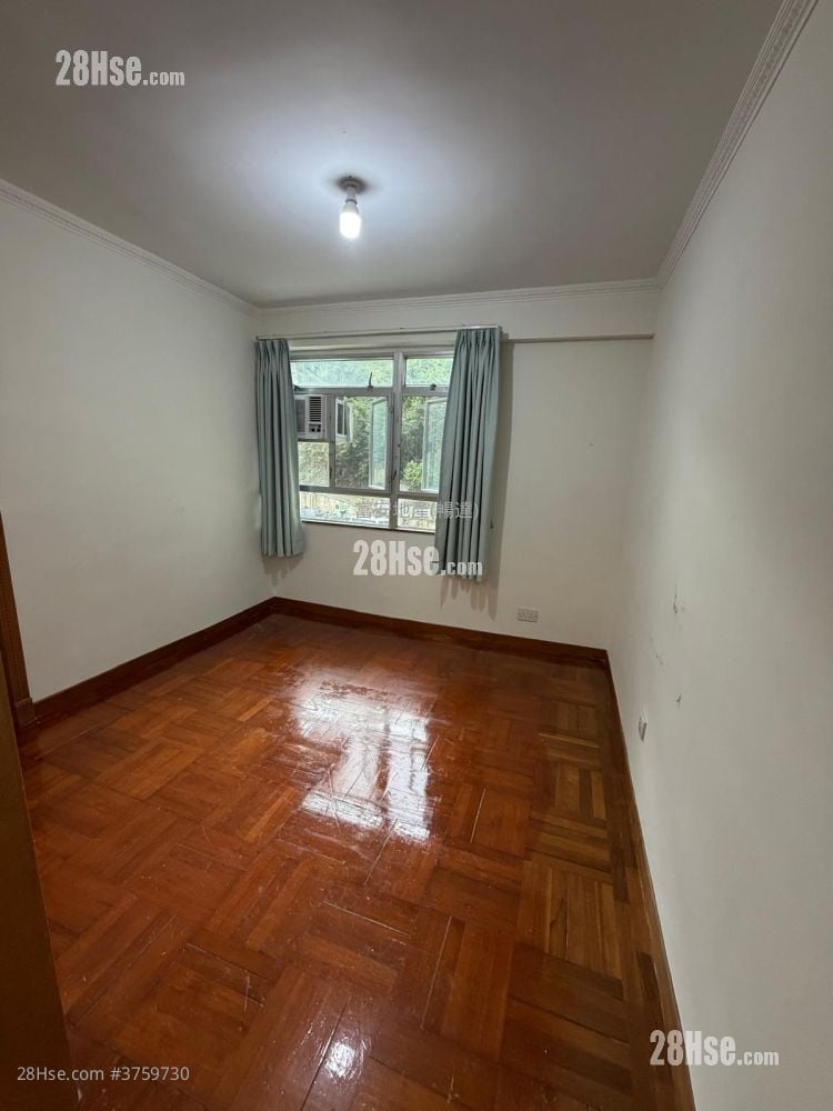 富安花园 售盘 3 房 , 1 浴室 589 平方尺