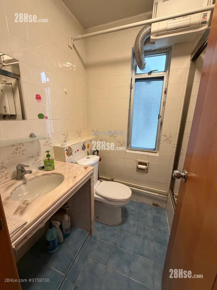 富安花园 售盘 3 房 , 1 浴室 589 平方尺