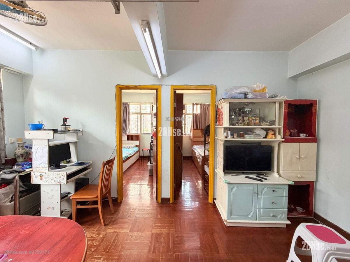 丽景楼 售盘 3 房 , 1 浴室 538 平方尺