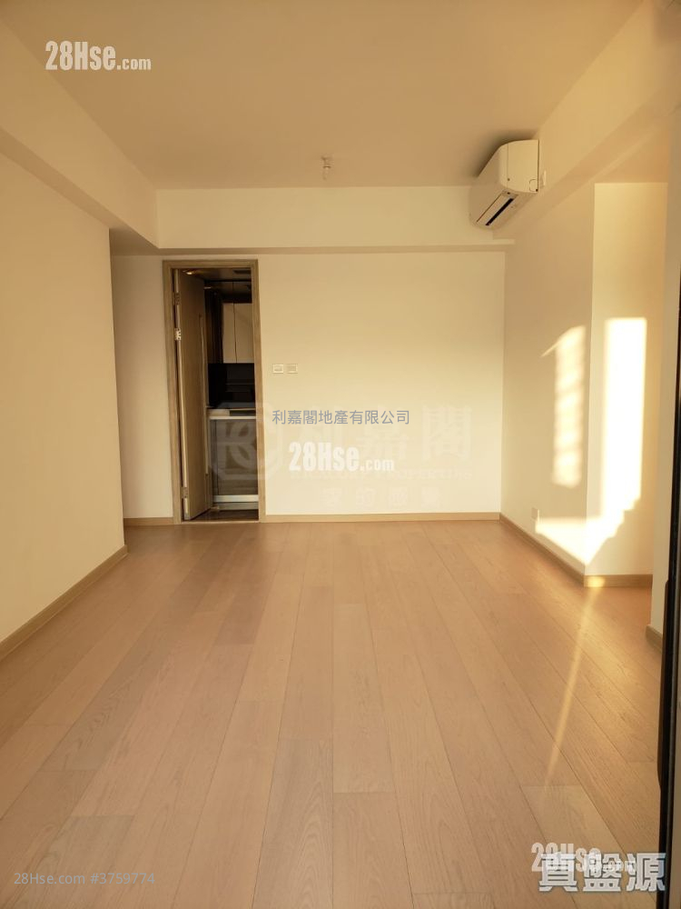 Sea To Sky 售盘 4 房 , 2 浴室 745 平方尺