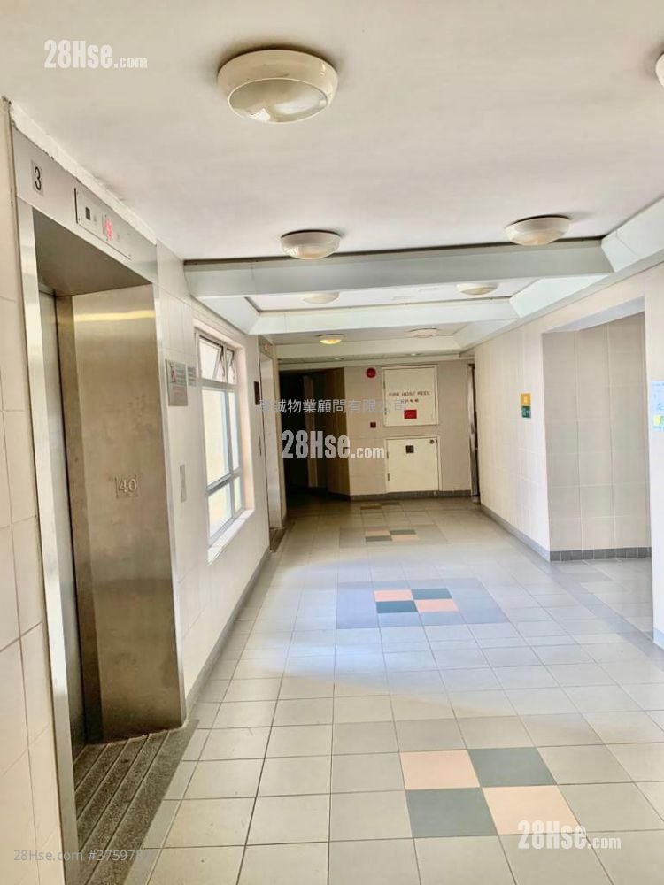 鲤安苑 售盘 3 房 , 2 浴室 650 平方尺