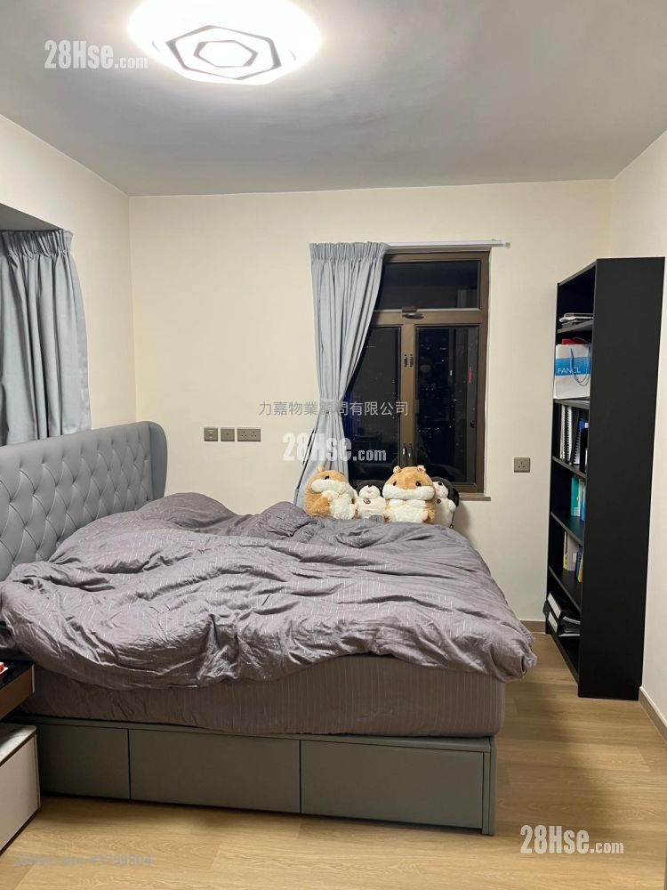 Victoria Centre Sell 2 Bedrooms , 1 Bathroom 534 ft²