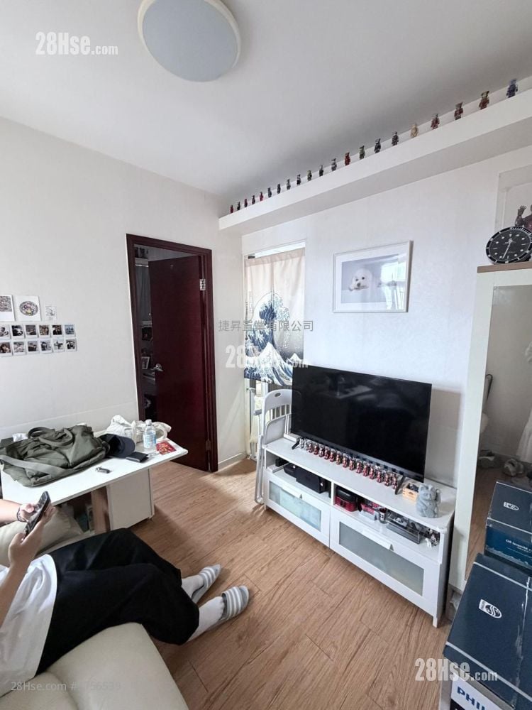 利荣大厦 售盘 2 房 , 1 浴室 253 平方尺