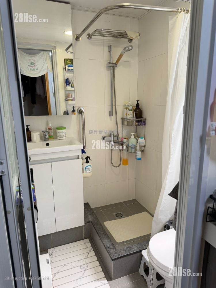 利荣大厦 售盘 2 房 , 1 浴室 253 平方尺