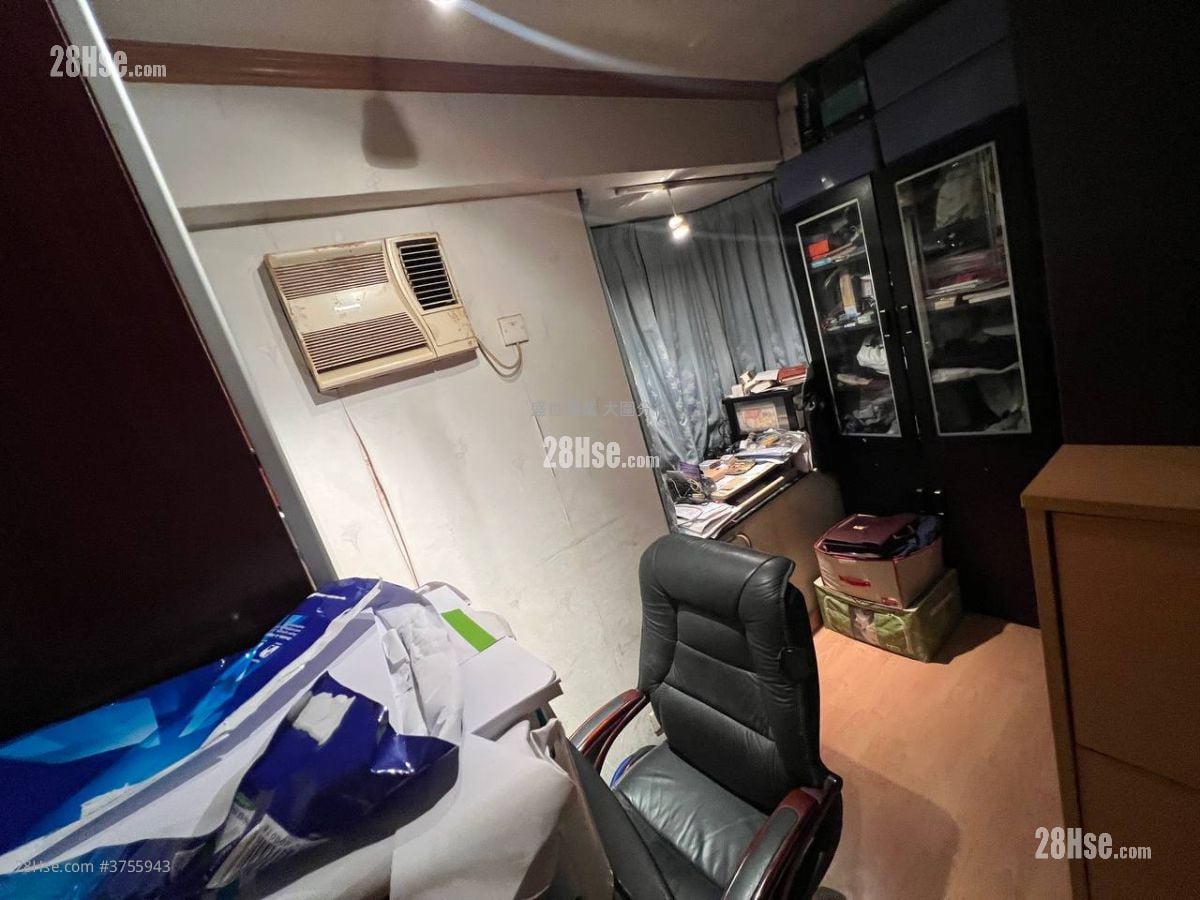 富豪花園 售盤 4 房 , 2 浴室 919 平方呎