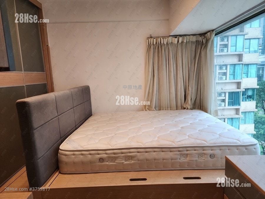 主人房: 维港湾 售盘 2 浴室 647 平方尺