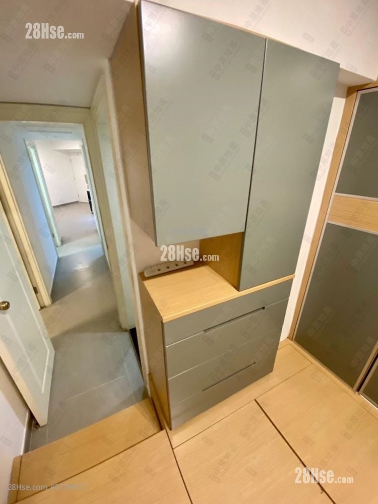 主人房: 维港湾 售盘 2 浴室 647 平方尺