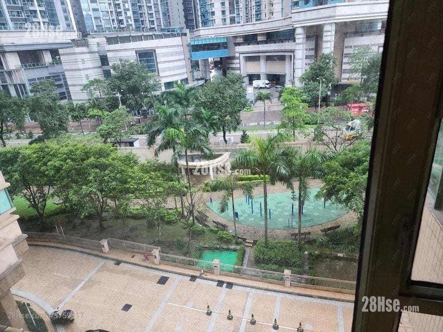 景观: 主人房对外景观