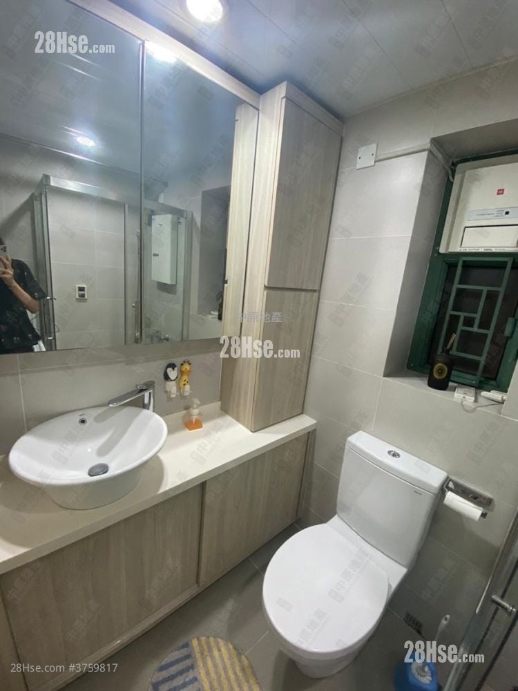 浴室: 维港湾 售盘 2 浴室 647 平方尺