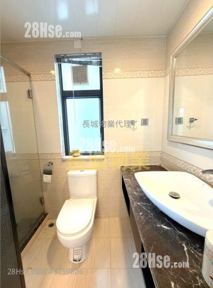 Tai Po Village House Sell 3 Bedrooms , 2 Bathrooms