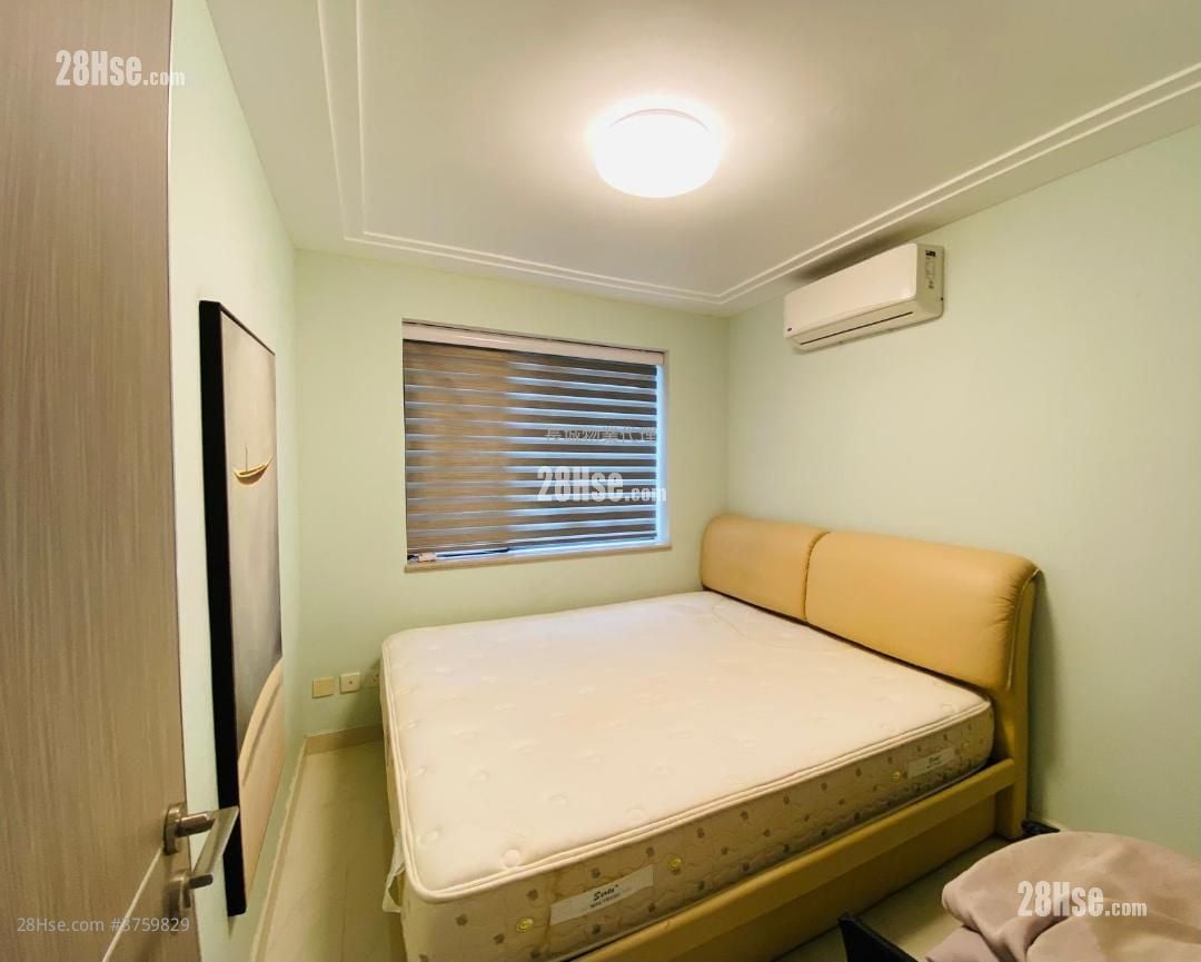 Tai Po Village House Sell 3 Bedrooms , 3 Bathrooms 630 ft²